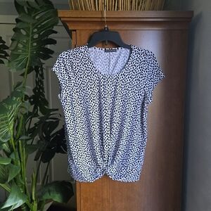 Adrianna Papell Black and White Cap Sleeve Tie Front T-Shirt